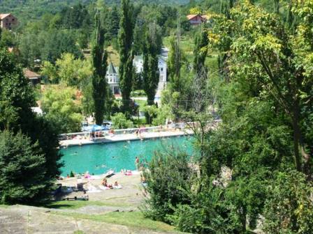 pogled ka bazenu banja Vrdnik